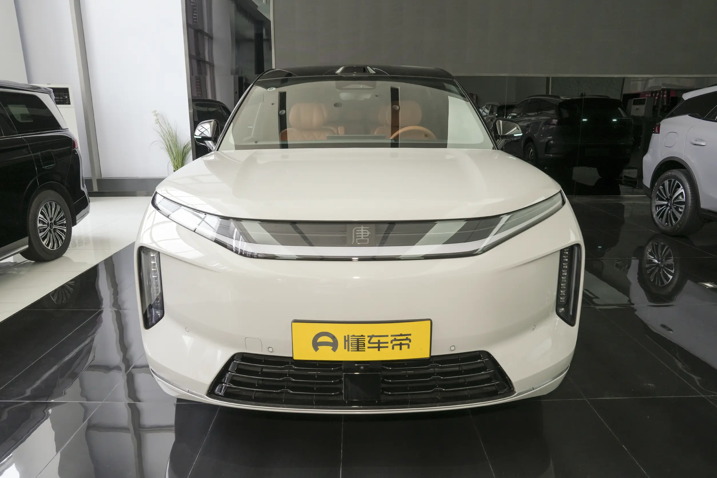 
BYD Great Tang EV 2026 850KM AWD Lidar Flagship full									