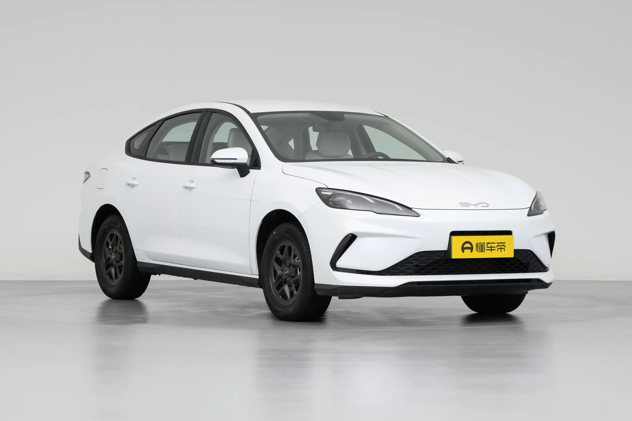 
BYD Seal 05 DM-i 2026 128KM Luxury Edition full									