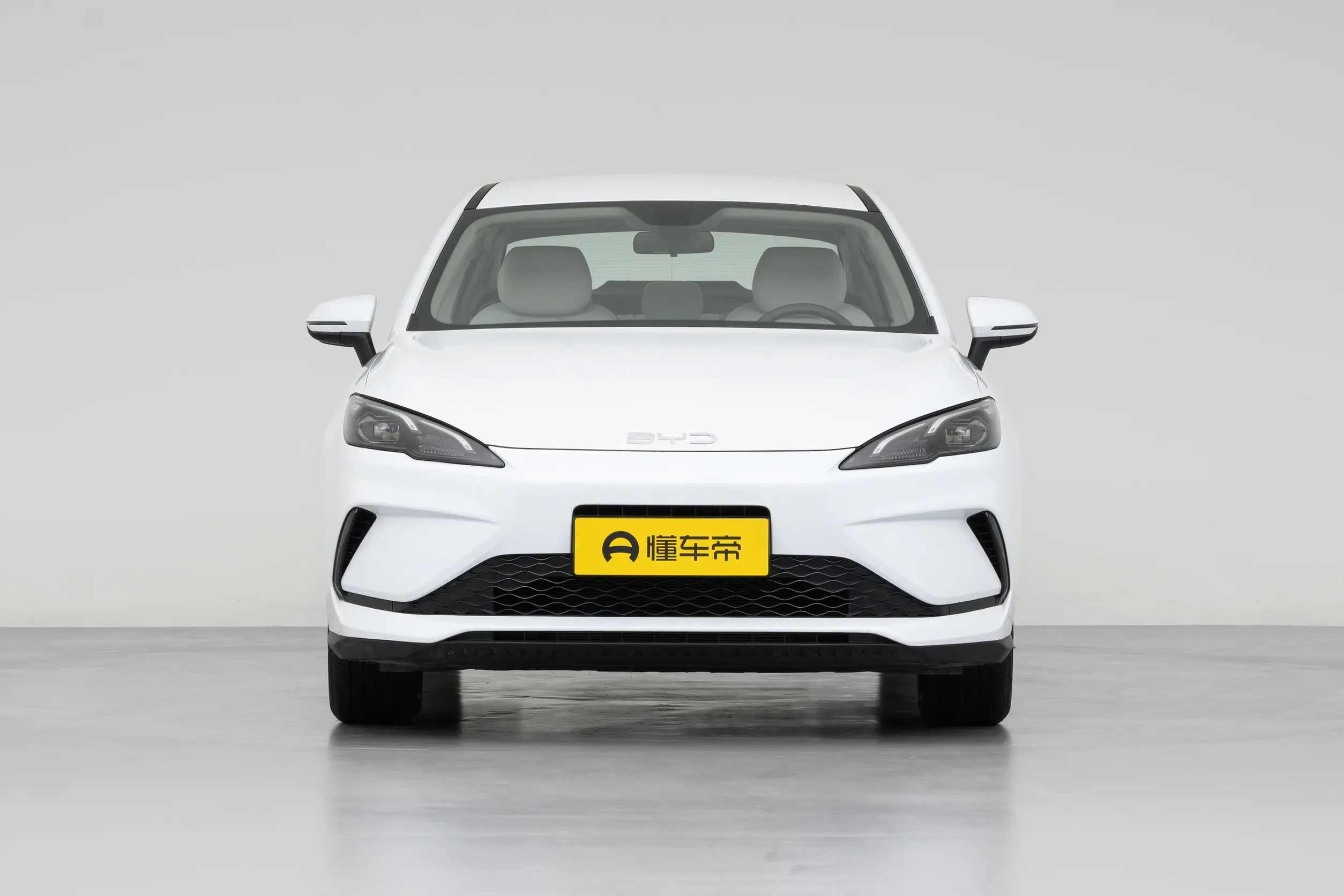 
BYD Seal 05 DM-i 2026 128KM Luxury Edition full									