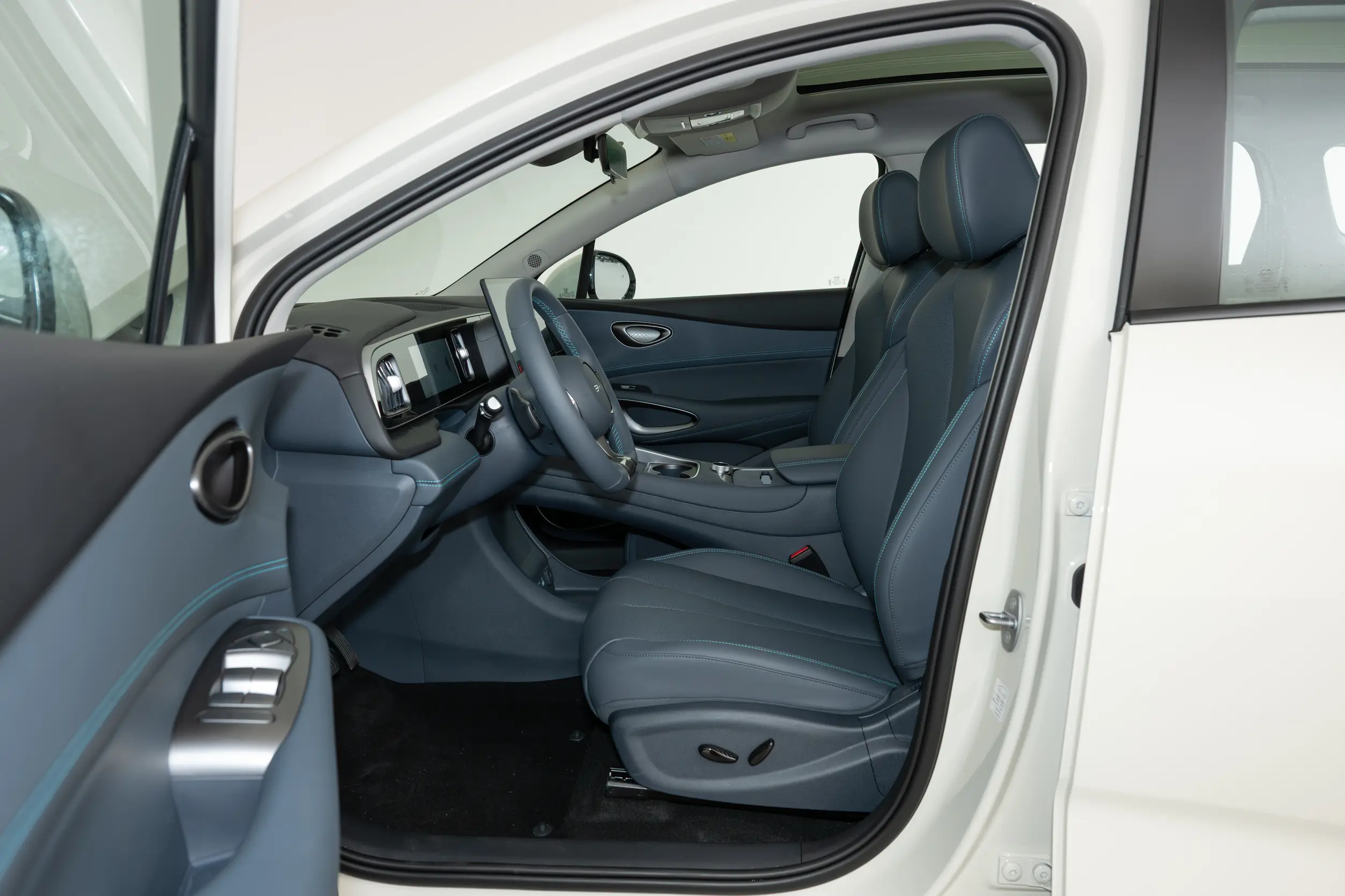 
BYD Sealion 05 EV 2026 630 Zhihang Edition full									