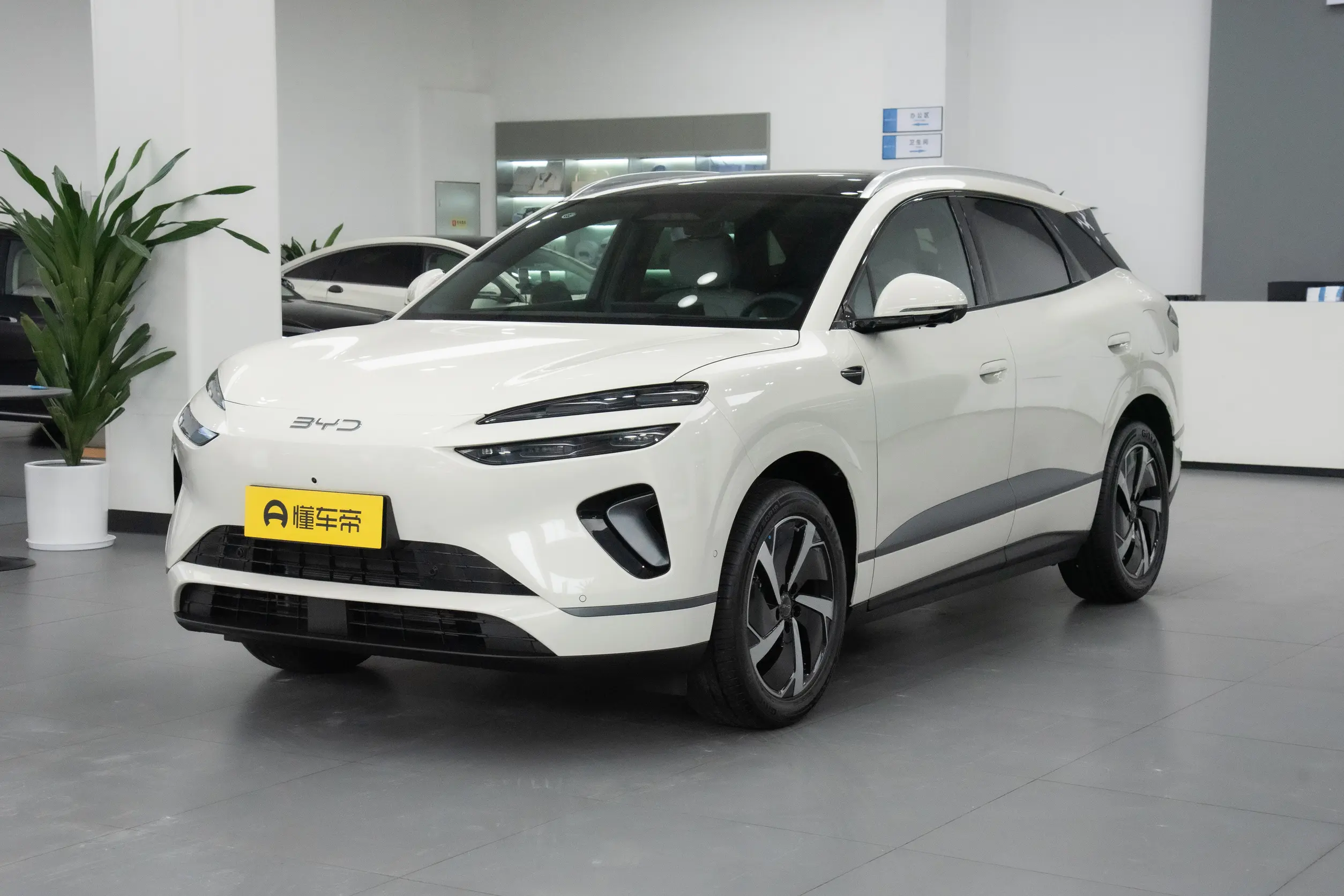 
BYD Sealion 06 DM-i 2026 310 Flagship Edition full									