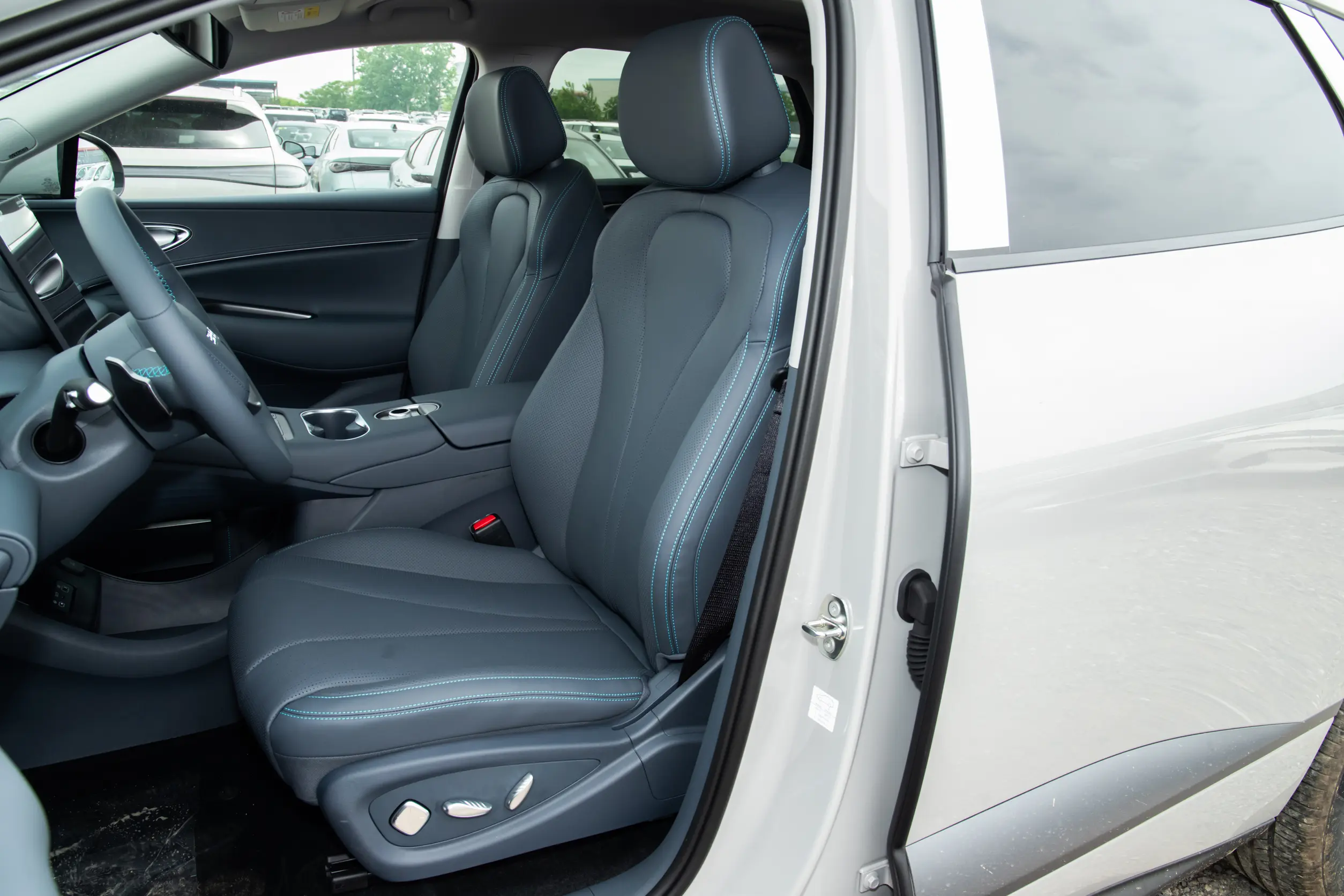 
BYD Sealion 06 EV 2026 605 Flagship Edition full									