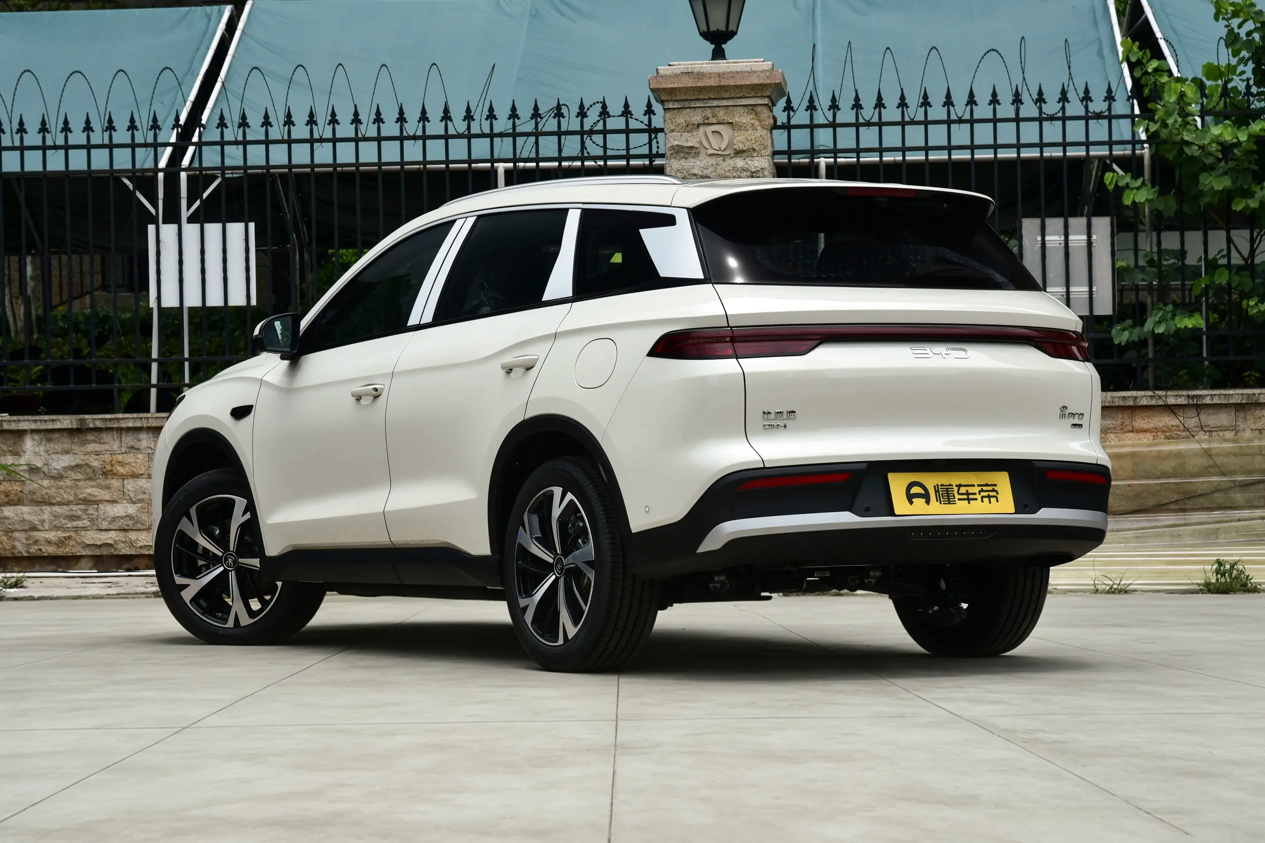 
BYD Song Pro DM-i 2026 Feichi Edition 220KM Chaoyue full									