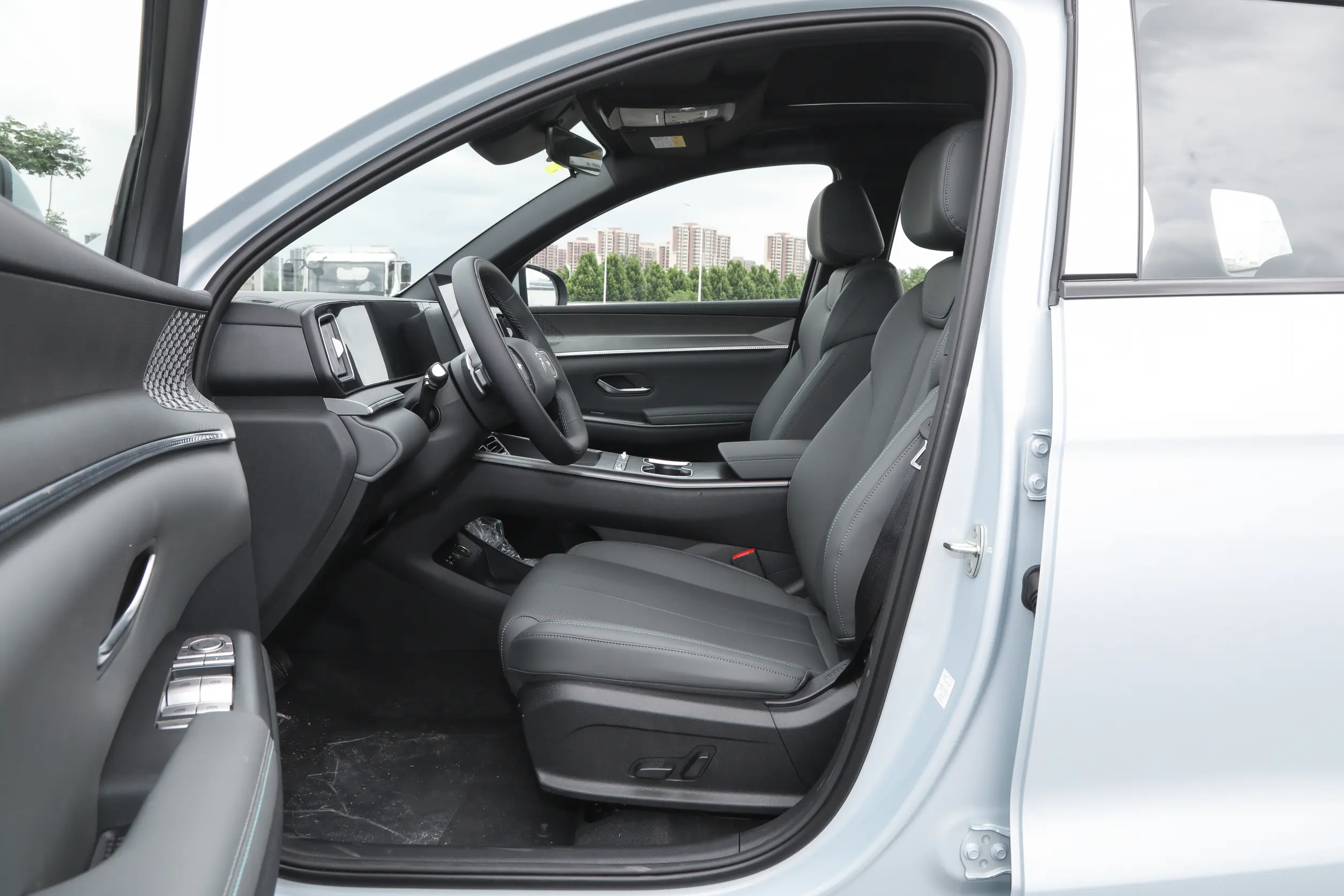 
BYD Song Pro DM-i 2026 Feichi Edition 220KM Chaoyue full									