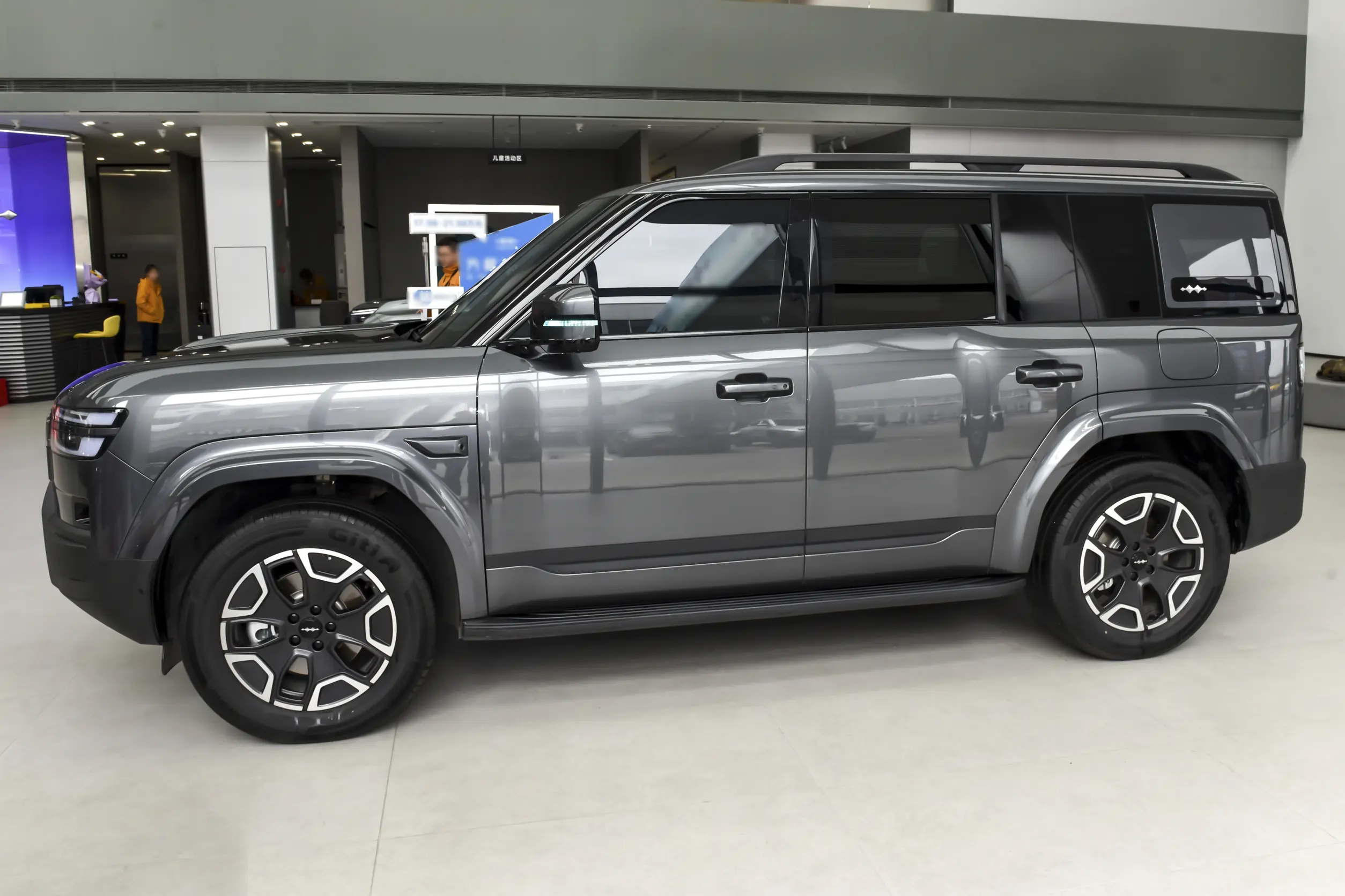 
Formula Leopard Tai 7 2025 190KM AWD Ultra Edition full									